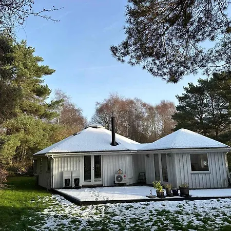 Cozy Summer House In *
